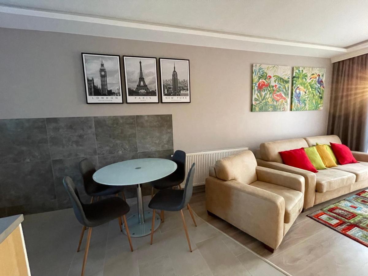 Lara Lux Apartment Hajdúszoboszló Buitenkant foto